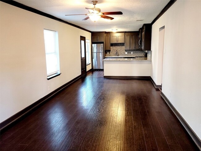 Photo - 1501 Asbury St