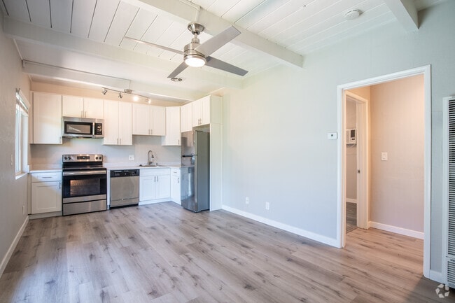 Interior Photo - Grant Street Apartments