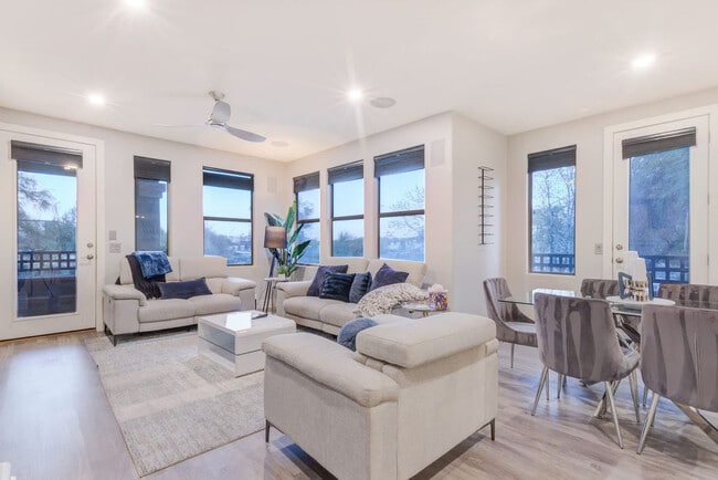 Photo - 15221 N Clubgate Dr Unit SI ID1578378P