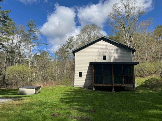 Photo - 1377 Old Depot Rd