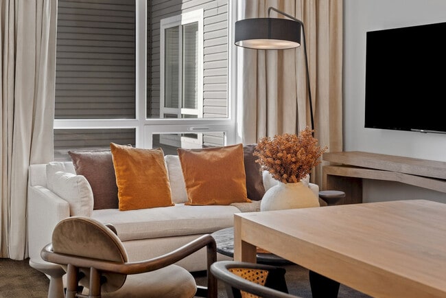 Photo - 484 2nd St Unit SI FL2-ID1380130P