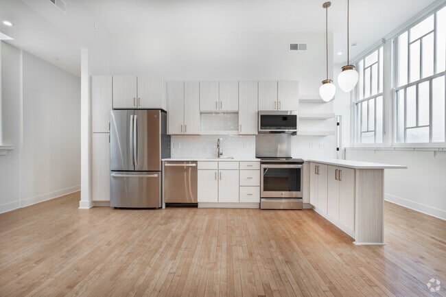 Interior Photo - The Belknap