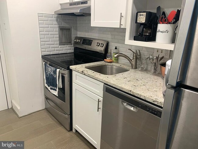 Photo - 1825 T St NW Unit 303