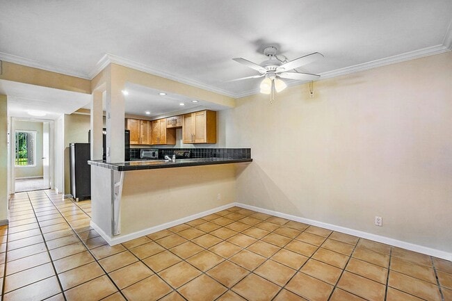 Photo - 6559 Chasewood Dr Unit A