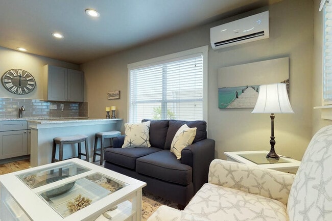 Photo - 211 S Bay Blvd Unit SI ID1591341P