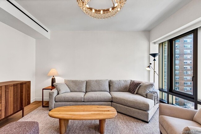 Photo - 200 E 21st St Unit 8A