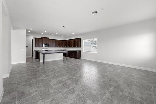 Photo - 5418 Empire Dr