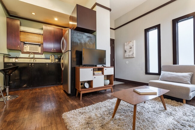 Photo - 1208 E Thomas St Unit SI ID1324809P