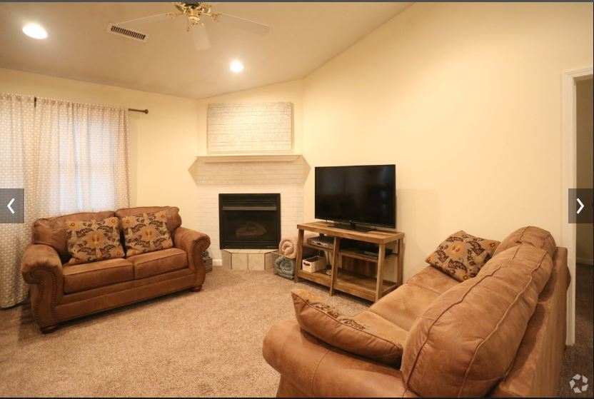 Floor Plan - D1 - Lake View 1BR Duplex w/ Garage 