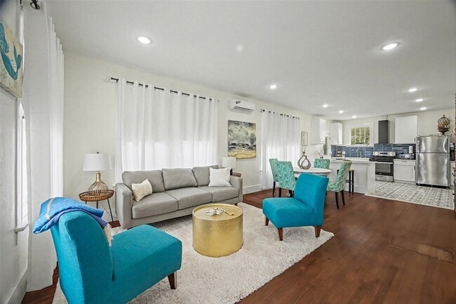 Building Photo - 1912 37th St