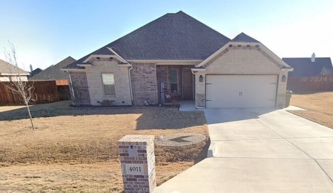 Building Photo - 4011 Gallivant Dr