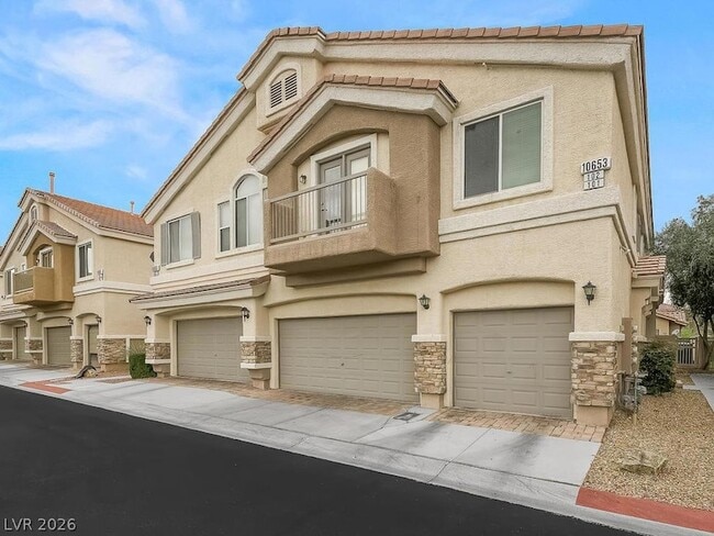 Photo - 10653 Petricola St