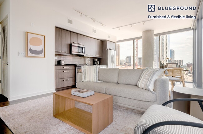 Photo - 730 W Couch Pl Unit FL8-ID779