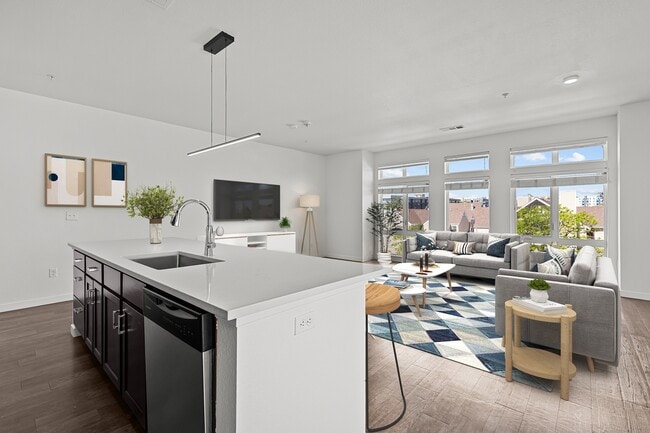 Photo - Wrenmoor LoHi