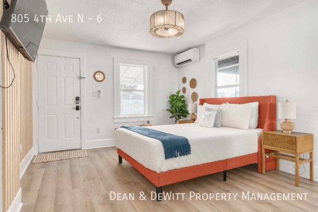 Photo - 805 4th Ave N, St. Petersburg, FL 33701
