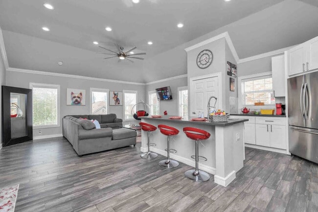 Photo - 2615 Arbor St Unit FL2-ID1047946P