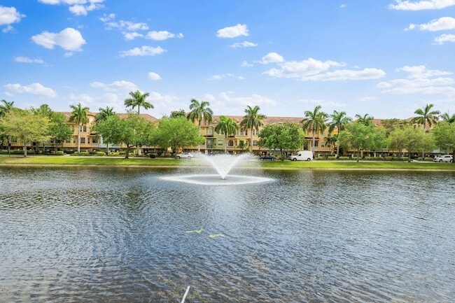 Photo - 2805 Veronia Dr Unit 107