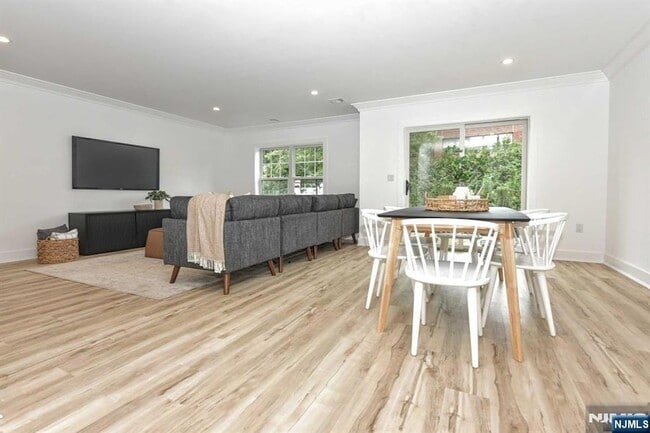 Photo - 120 Collignon Way Unit 120