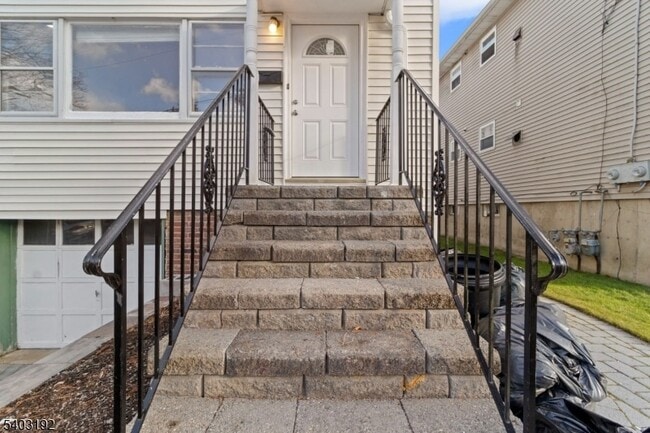 Photo - 19 Cooper Dr