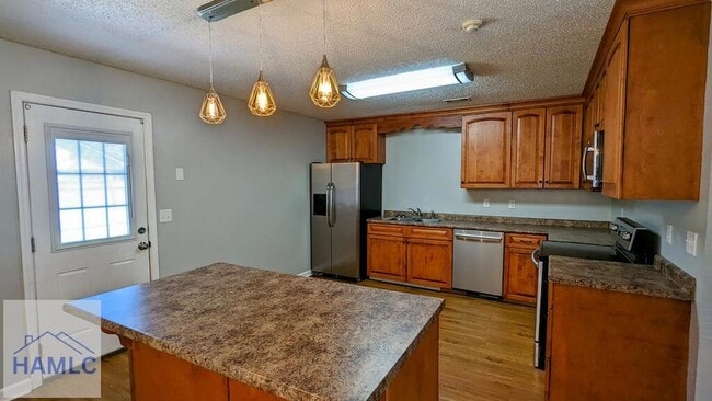 Photo - 103 Angie St