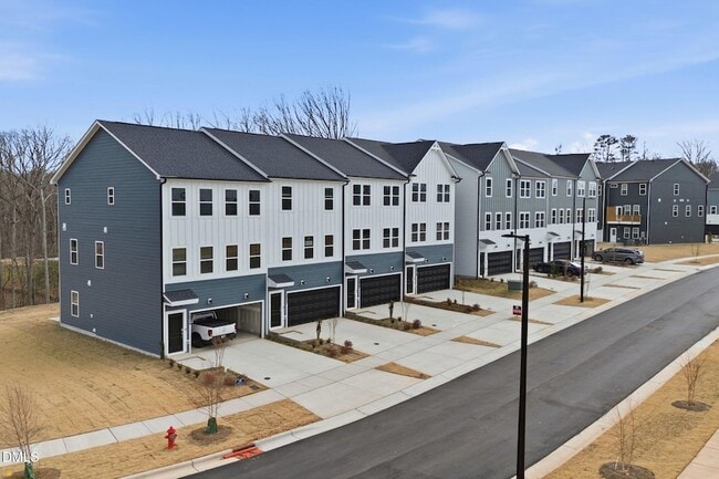 Photo - 3020 Everton Ave