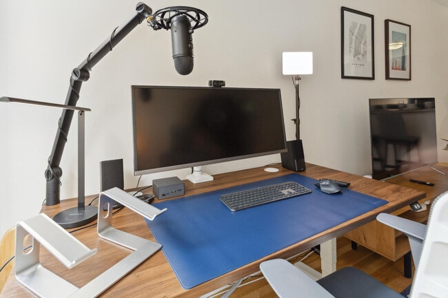 Photo - 120 W 21st St Unit SI FL6-ID337565P