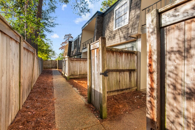 Photo - Vieux Carre Apartments