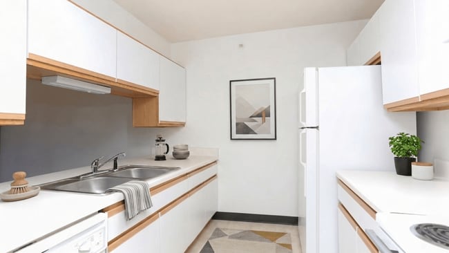 2BR, 1BA - 960 SF - Kitchen - Anderson Estates