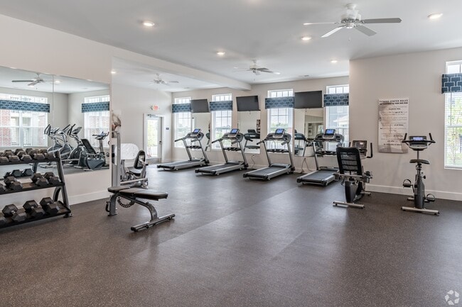 Photo - Valencia on Avery