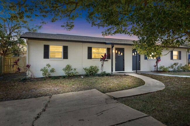 Photo - 38604 Naomi Ave Unit ID1234466P