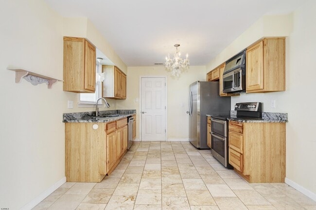 Photo - 361 N Richmond Ave