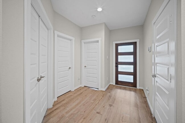 Photo - 3042 Schultz Manor Ln