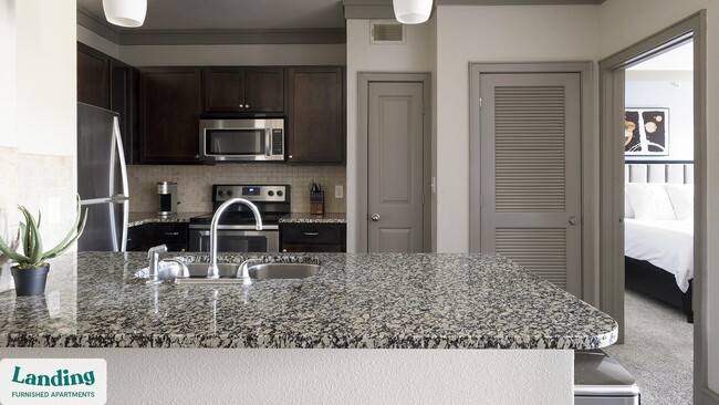 Building Photo - 18021 Kingsland Blvd Unit 1304.1412308