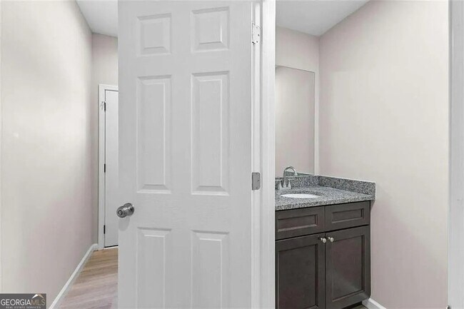 Photo - 403 Aaron Brown Rd