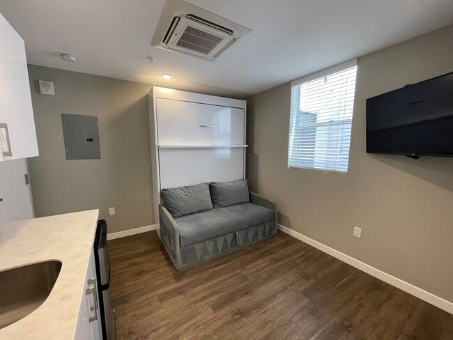 Photo - STUDIOS435