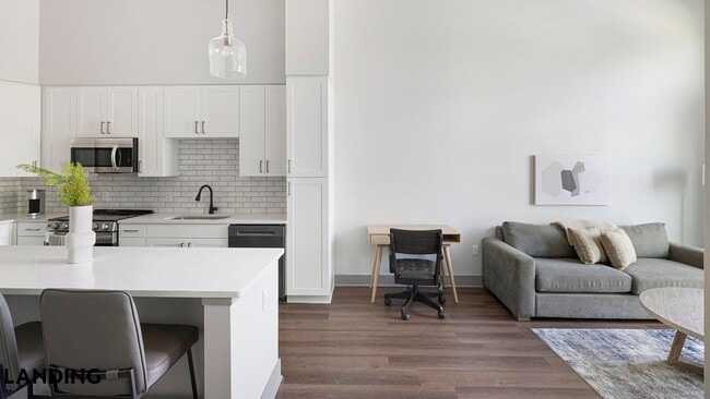 Photo - 1310 Hillside Ave Unit 306