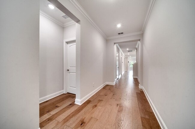 Photo - 1681 Boardwalk Pl