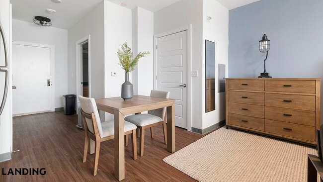 Photo - 302 13th St S Unit 504