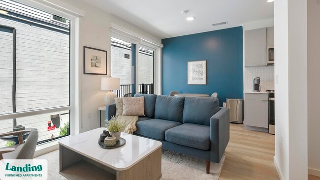 Building Photo - 311 W Corporation St Unit 3-213.1409565