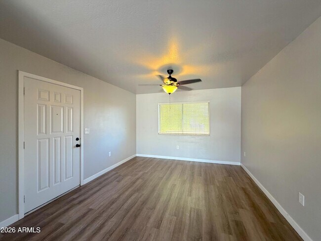 Photo - 2013 N Hunt Cir Unit 201