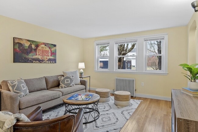 Photo - 56 Spruce St