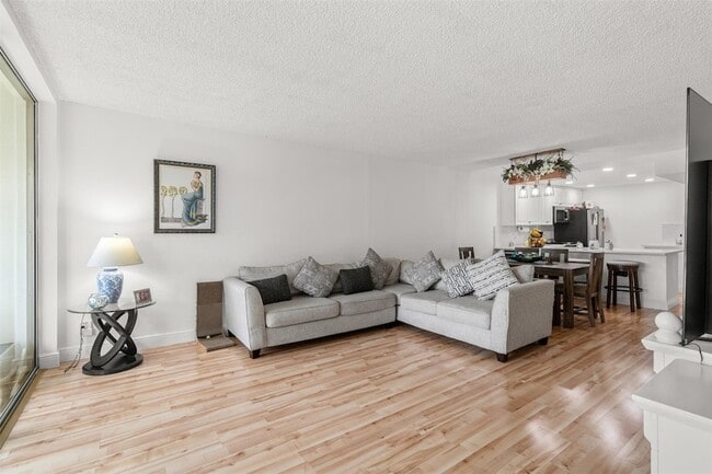 Photo - 3080 N Course Dr Unit 304