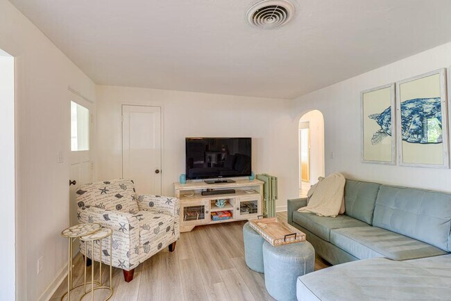 Photo - 2042 37th Ave Unit SI ID1385903P