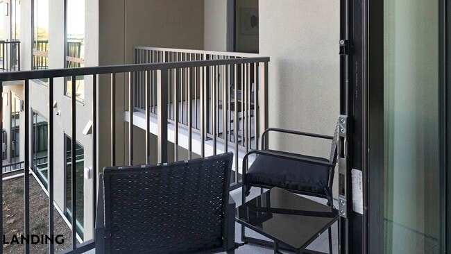 Photo - 1007 S Mint St Unit 708