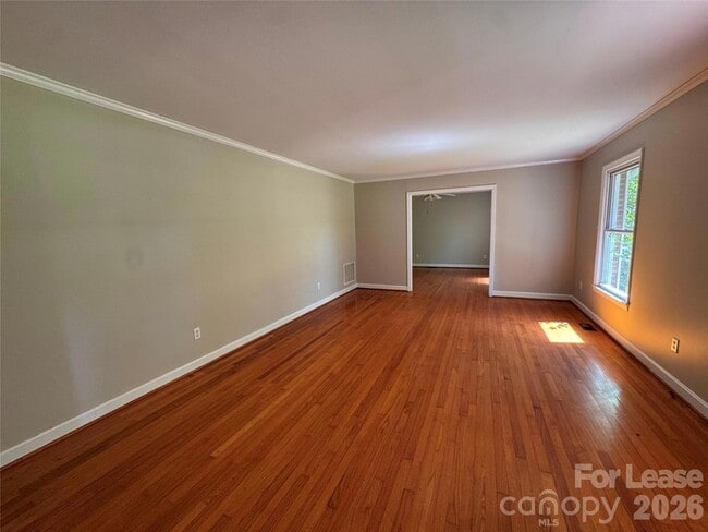 Photo - 7381 Lockhart Rd