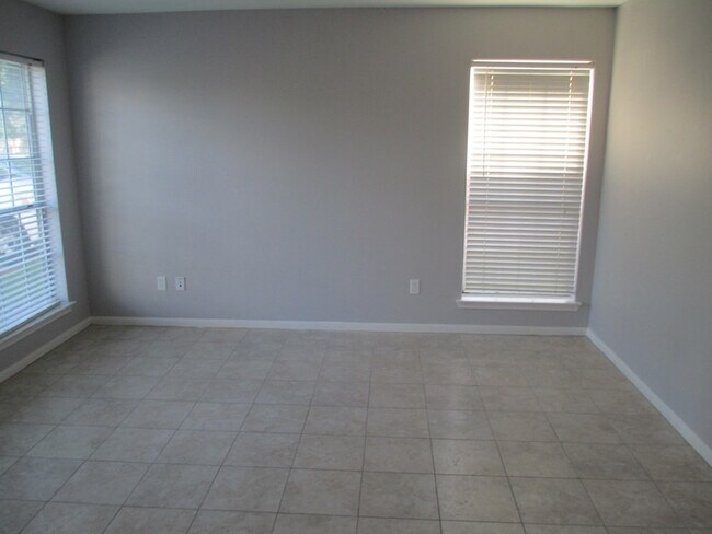 Photo - 16714 Cheshire Pl Dr