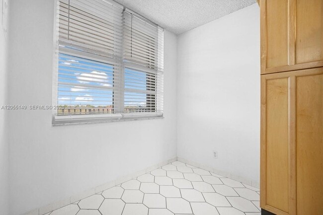 Photo - 250 Jacaranda Dr Unit 508