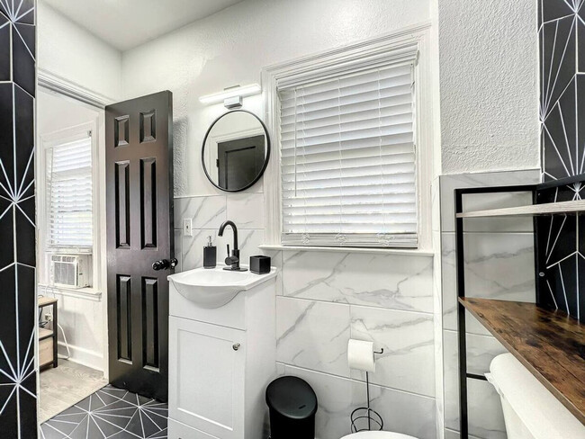 Photo - 1829 Hollenbeck Dr Unit SI ID1094230P