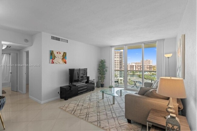 Photo - 3801 S Ocean Dr Unit 10Q