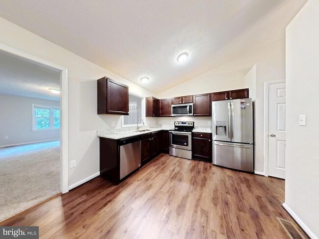 Photo - 204 Stratford Ave